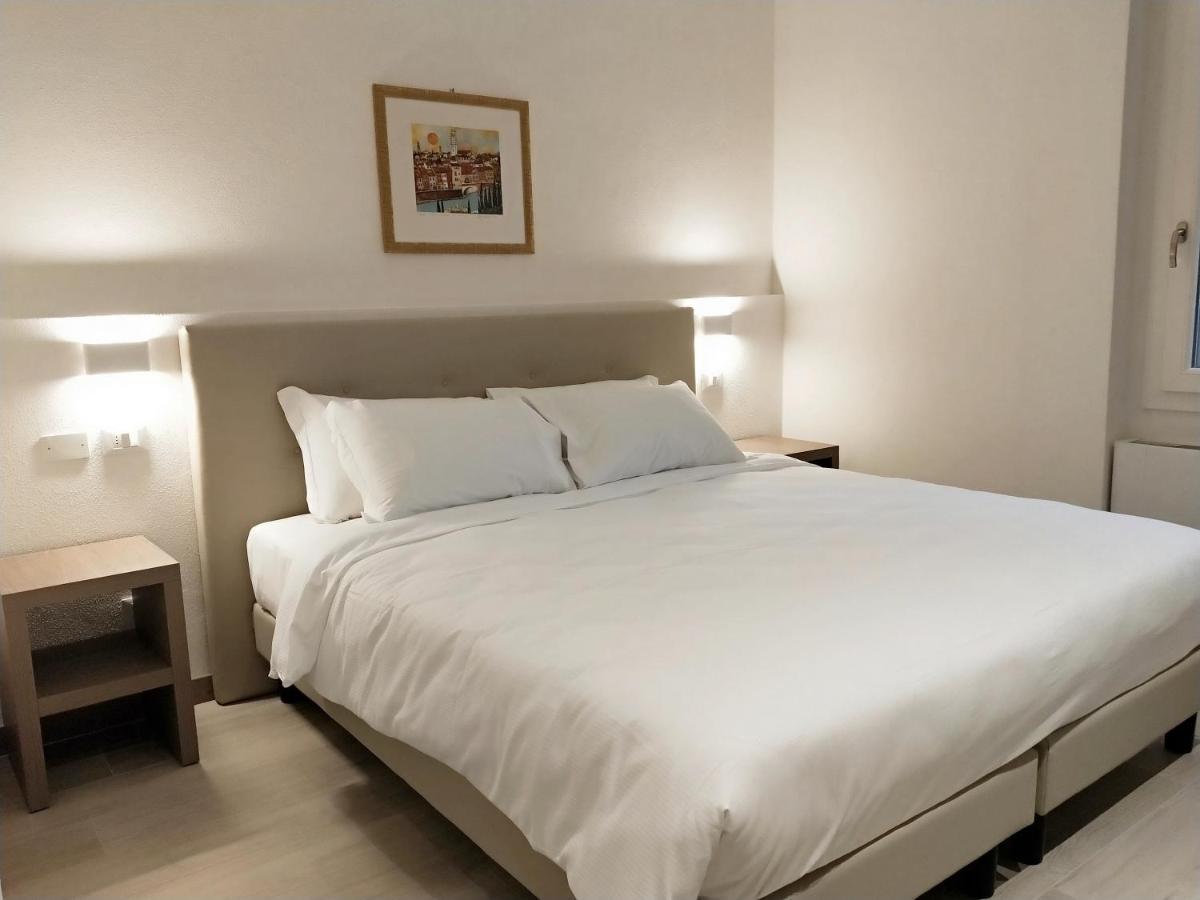 Via Poma Apartments&Rooms فيرونا المظهر الخارجي الصورة