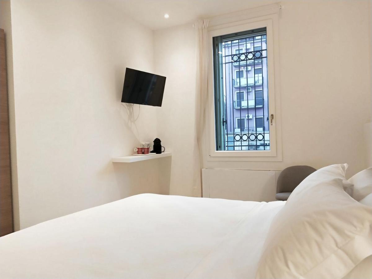 Via Poma Apartments&Rooms فيرونا المظهر الخارجي الصورة